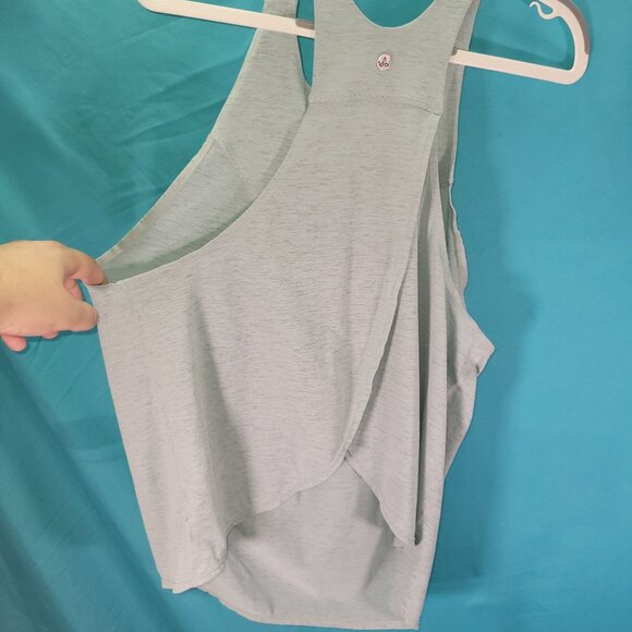 Prana Womens Medium Sleeveless Athletic Tank Top Gray Lightweight Stretch Fabric - Picture 4 of 7